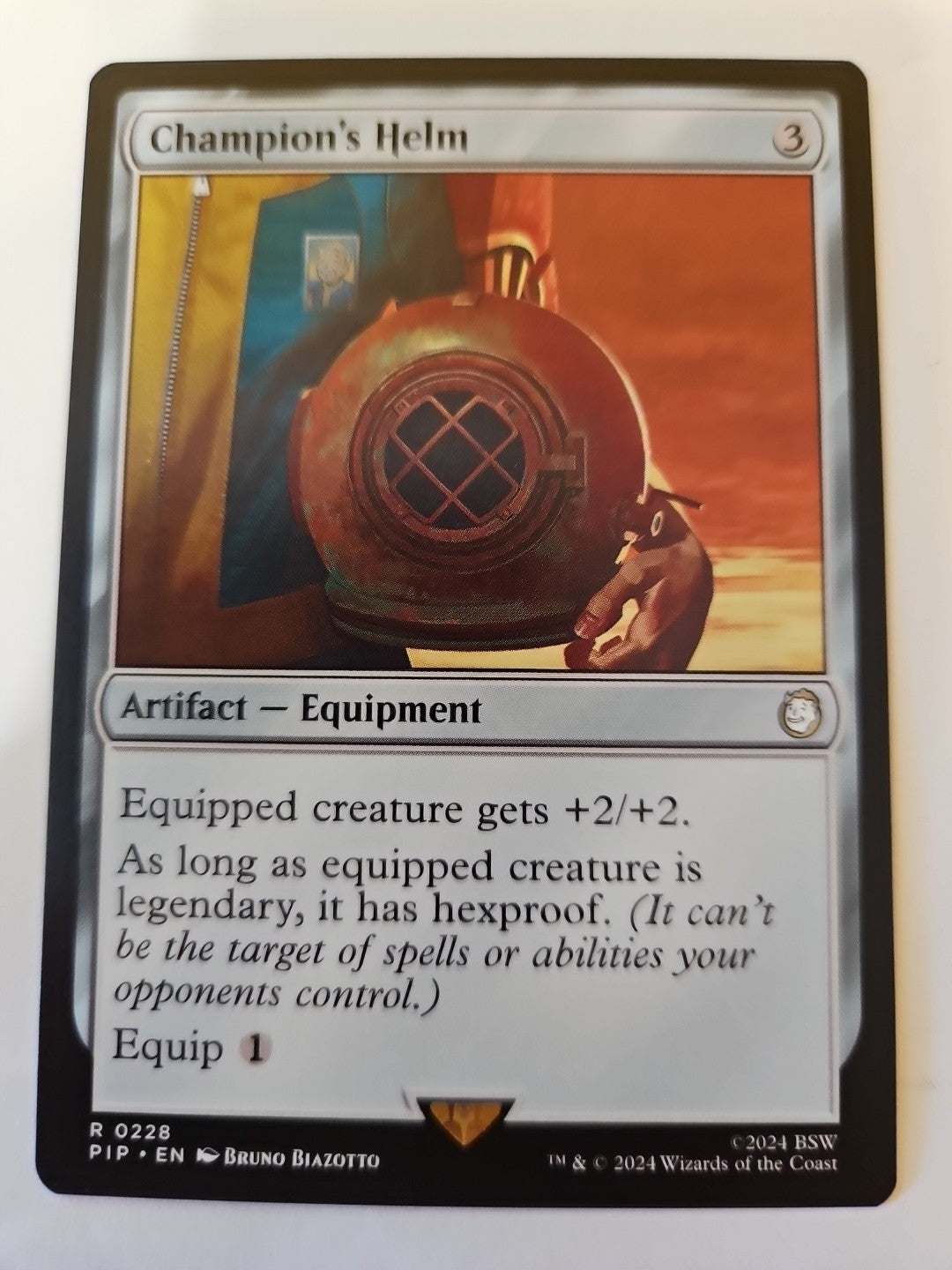 MTG - Universes Beyond: Fallout - Champion's Helm - NM - NF