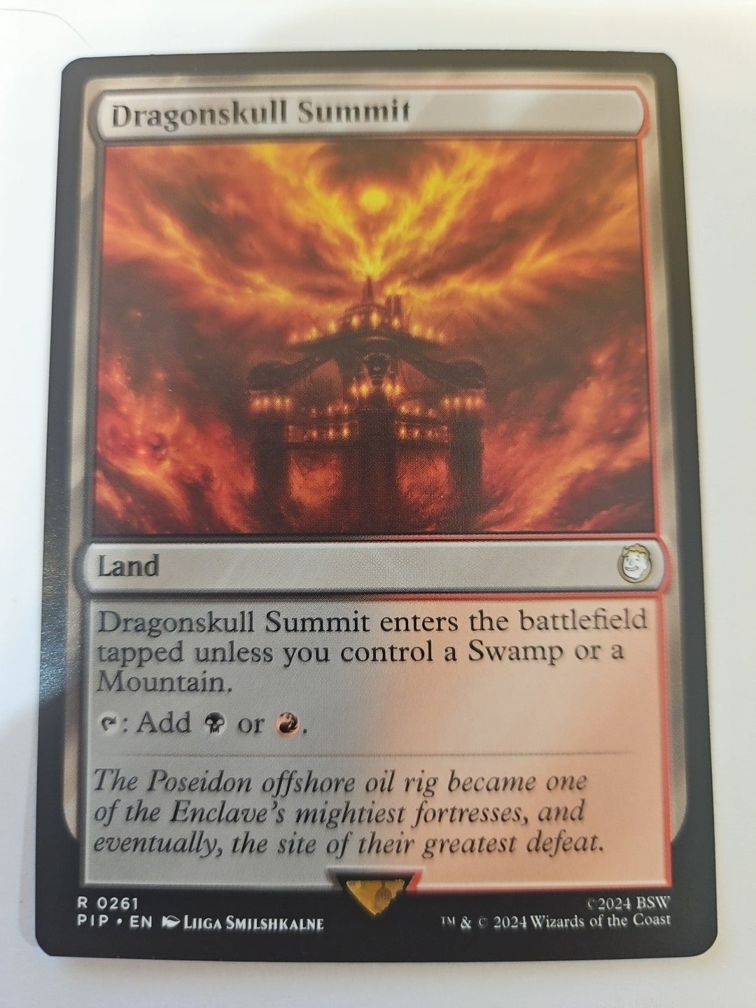 MTG - Universes Beyond: Fallout - Dragonskull Summit - NM - NF