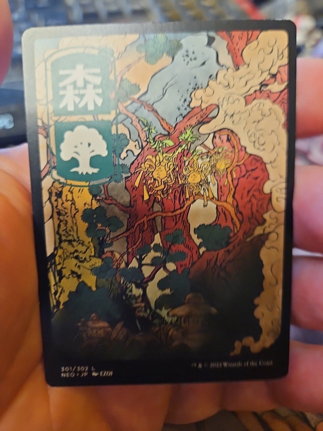 MTG - Kamigawa: Neon Dynasty - Forest (301) - JP Full Art - LP - NF - Anime Card Craze