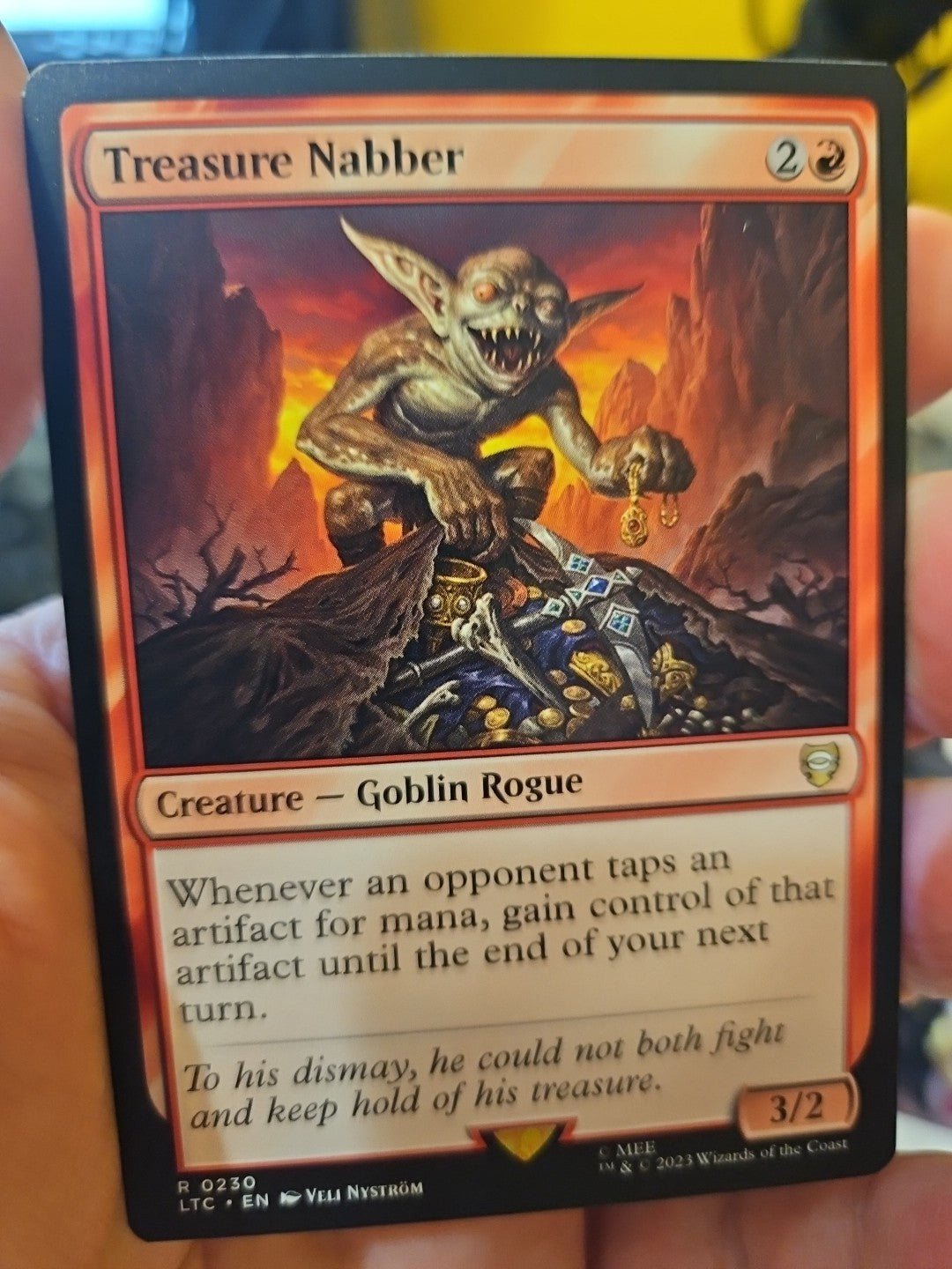 MTG - The Lord of the Rings - Treasure Nabber - NM - NF - Anime Card Craze