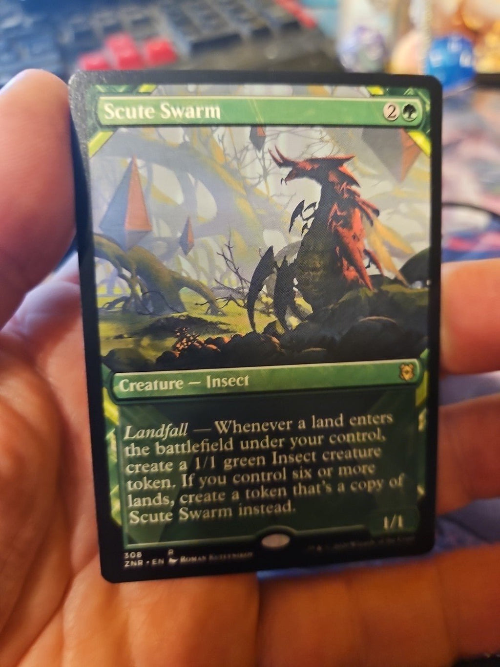 MTG - Zendikar Rising - Scute Swarm (Showcase) - NM - NF - Anime Card Craze